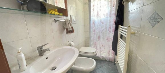 2 rooms Apartment in Bari, Italy No. 29851 30