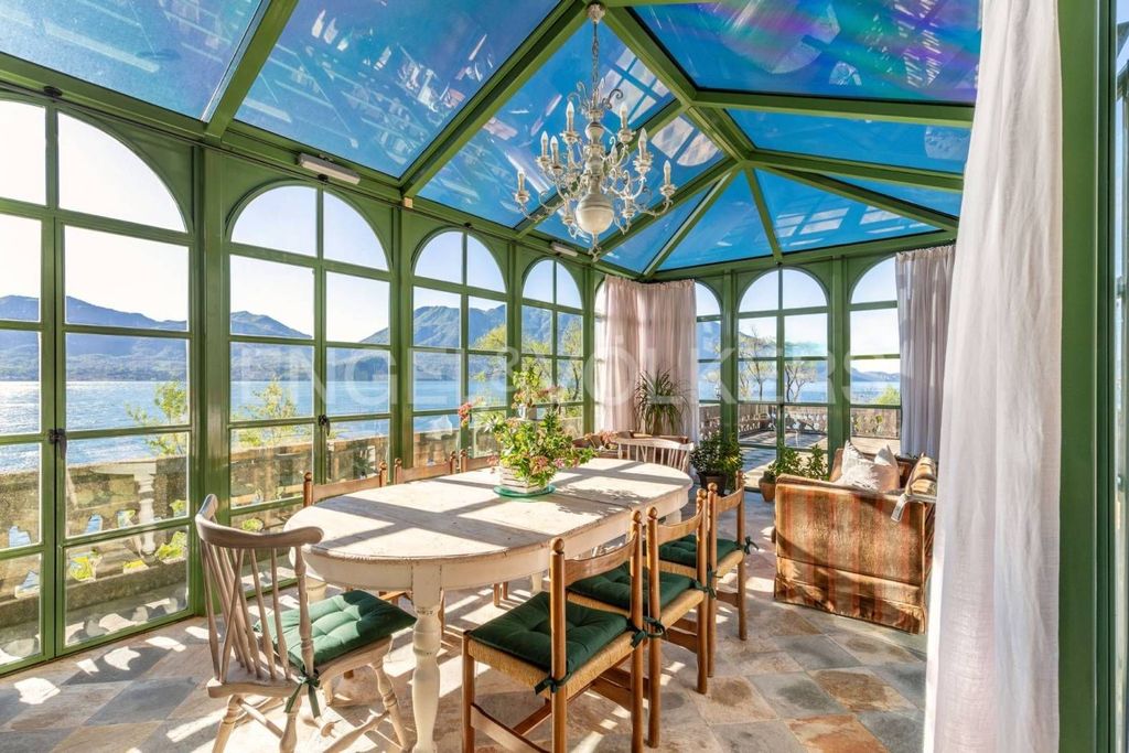 Villa T7 em Oggebbio, Italy N.º 104689