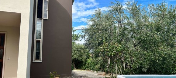 3 Schlafzimmer Villa in Lazise, Italy, Nr. 404318 2