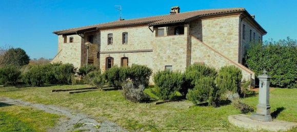 10 bedrooms Land in Castiglione del Lago, Italy No. 172211 7