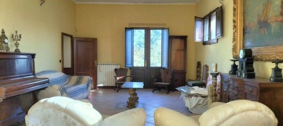 10 bedrooms Land in Castiglione del Lago, Italy No. 172211 38