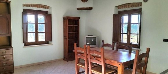 10 bedrooms Land in Castiglione del Lago, Italy No. 172211 14