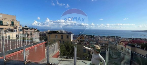 6 bedrooms Apartment in Naples, Italy No. 381352 6