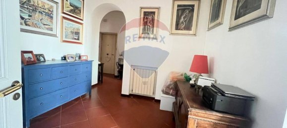 6 bedrooms Apartment in Naples, Italy No. 381352 10