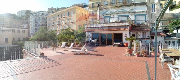 6 bedrooms Apartment in Naples, Italy No. 381352 7