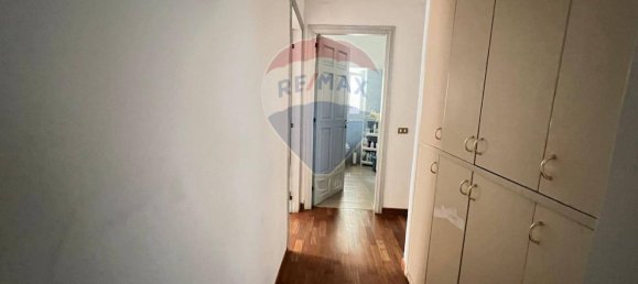 6 bedrooms Apartment in Naples, Italy No. 381352 11