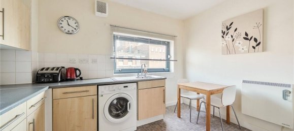 1 Schlafzimmer Wohnung in London, United Kingdom, Nr. 3520 8