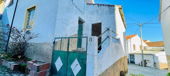 2 bedrooms House in Fundao, Portugal No. 37675 4