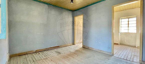 2 bedrooms House in Fundao, Portugal No. 37675 10