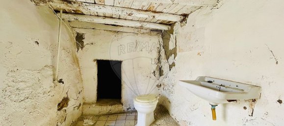 2 bedrooms House in Fundao, Portugal No. 37675 13