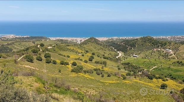 10000m² Land in Terravecchia, Italy No. 251806