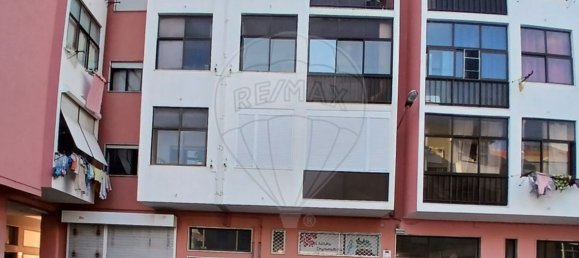 55m² Commercial property in Loures, Portugal No. 67215 2
