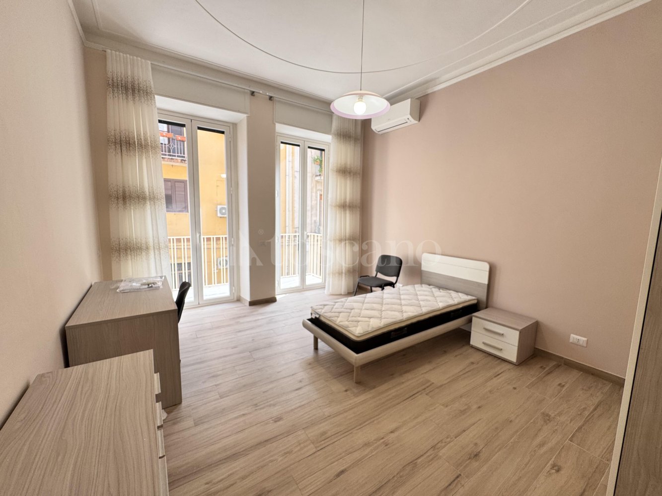 3غرفة منزل في Catania, Italy رقم 217335