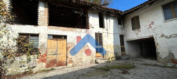 2 bedrooms House in Pavarolo, Italy No. 158226 7