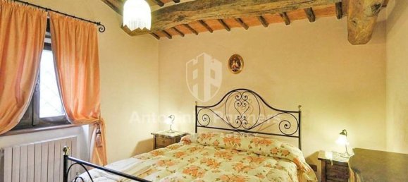 30 rooms House in Tuoro sul Trasimeno, Italy No. 54187 2