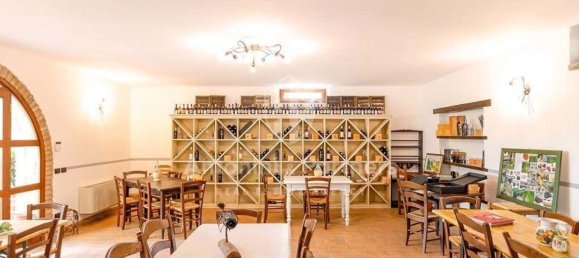 30 rooms House in Tuoro sul Trasimeno, Italy No. 54187 38