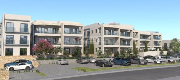 Квартира с 2 комнатами в Паралимни, Кипр № 23772 2