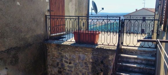6 rooms Apartment in Castiglione d'Orcia, Italy No. 307643 3