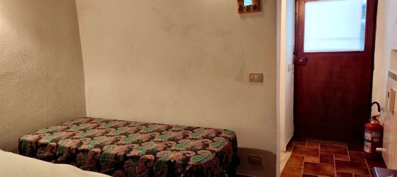 6 rooms Apartment in Castiglione d'Orcia, Italy No. 307643 18