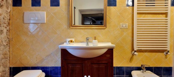 6 rooms Apartment in Castiglione d'Orcia, Italy No. 307643 12