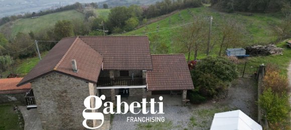 5 rooms House in Denice, Italy No. 153513 4