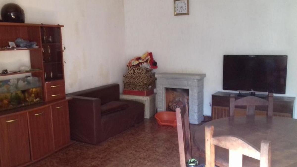 2 bedrooms House in Lomas de Zamora, Argentina No. 67045