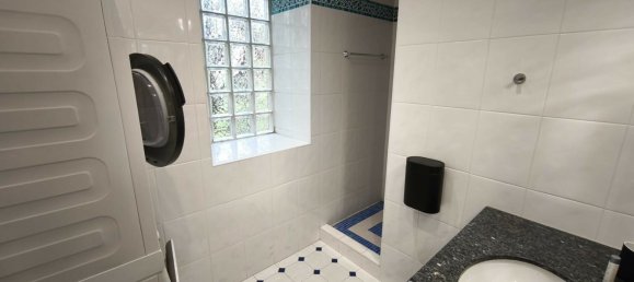 Дом с 4 спальнями в Ле Перрэ-ан-Ивелин, Франция № 347066 11