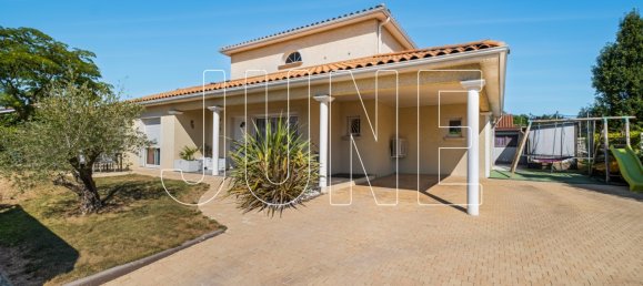 Villa de 5 dormitorios en Mions, France No. 346435 19