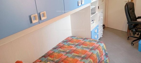 3 rooms Apartment in Poggibonsi, Italy No. 29702 11