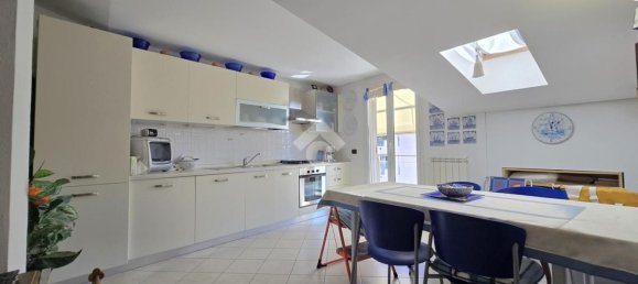 2 Schlafzimmer Wohnung in Albenga, Italy, Nr. 380188 3