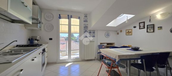 2 Schlafzimmer Wohnung in Albenga, Italy, Nr. 380188 11