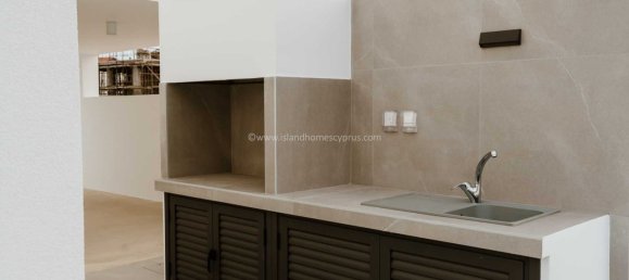 3 bedrooms House in Pernera, Cyprus No. 24017 11