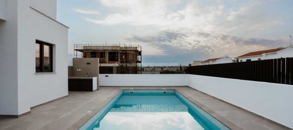 3 bedrooms House in Pernera, Cyprus No. 24017 27