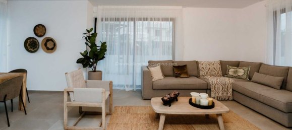 3 bedrooms House in Pernera, Cyprus No. 24017 6