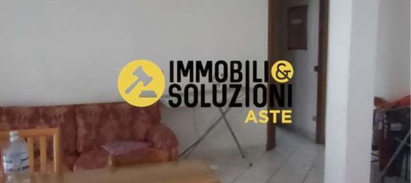 Apartamento de 3 divisões em Solaro, Italy N.º 60643 6