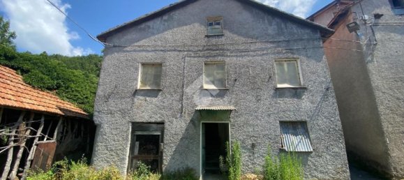 3 bedrooms House in Montoggio, Italy No. 81546 21