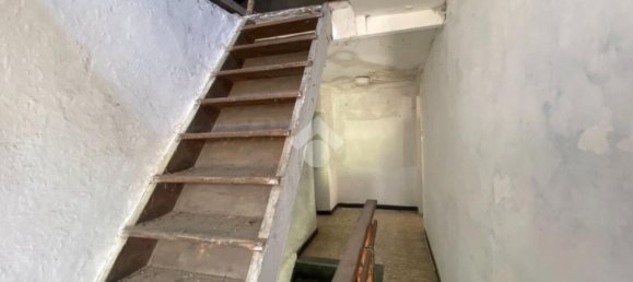 3 bedrooms House in Montoggio, Italy No. 81546 11