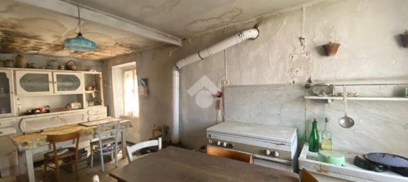 3 bedrooms House in Montoggio, Italy No. 81546 5