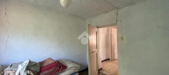 3 bedrooms House in Montoggio, Italy No. 81546 8