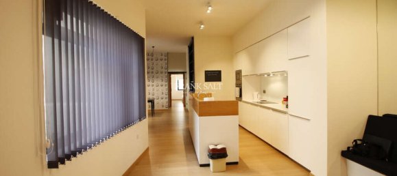 3 غرف نوم طابقين في Swieqi, Malta رقم 4119 5