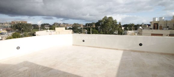 3 غرف نوم طابقين في Swieqi, Malta رقم 4119 17