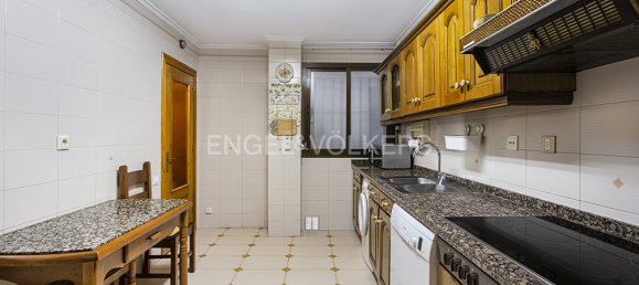4 bedrooms Apartment in Oviedo, Spain No. 148670 21