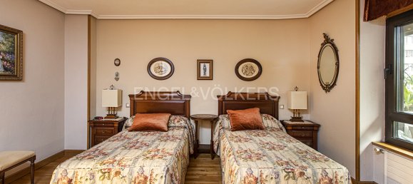 4 bedrooms Apartment in Oviedo, Spain No. 148670 10