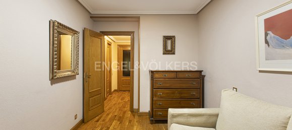 4 bedrooms Apartment in Oviedo, Spain No. 148670 18