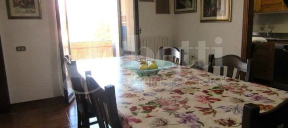 Квартира с 7 комнатами в Роккастрада, Италия № 76030 10