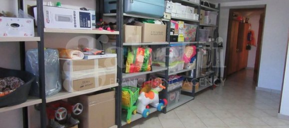 Квартира с 7 комнатами в Роккастрада, Италия № 76030 32