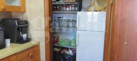 Квартира с 7 комнатами в Роккастрада, Италия № 76030 12