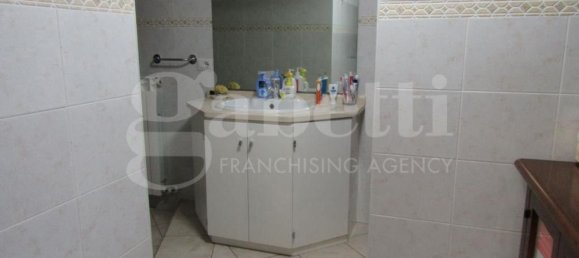 Квартира с 7 комнатами в Роккастрада, Италия № 76030 33