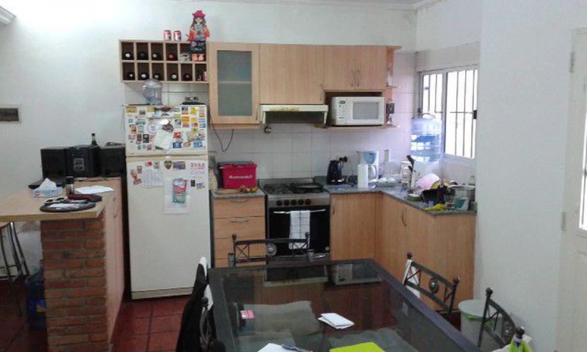 4 غرف نوم منزل في Buenos Aires, Argentina رقم 74875