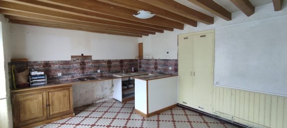 2 bedrooms Villa in Courtempierre, France No. 82945 3